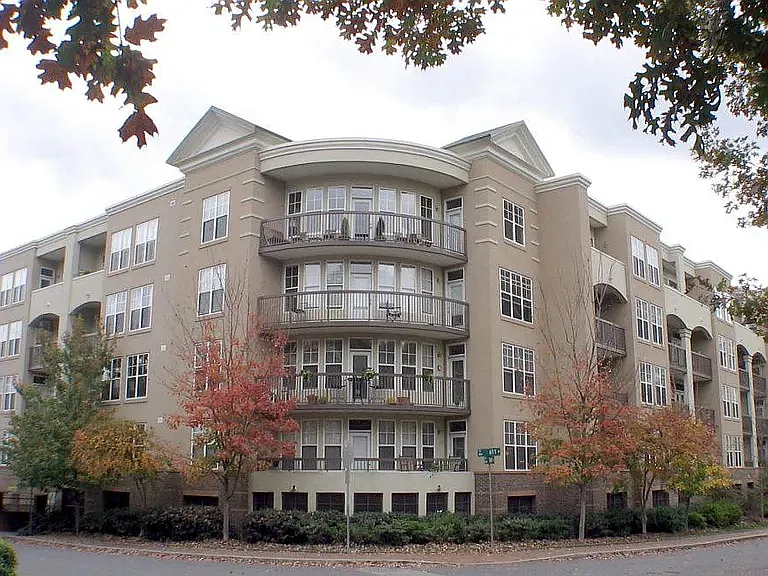 2 bed, 1434 sqft, $2,250 — Photo 1