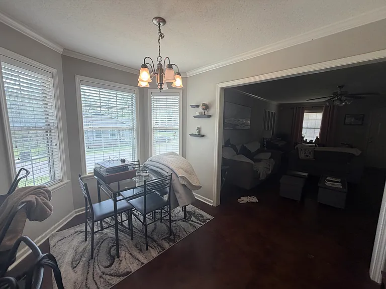 311 N 18th Ave — Photo 3