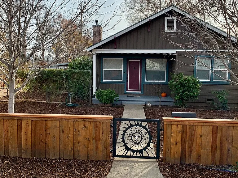 199 E Washington Ave #A — Photo 8
