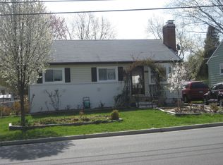 1533 Carter Ln, Woodbridge, VA 22191