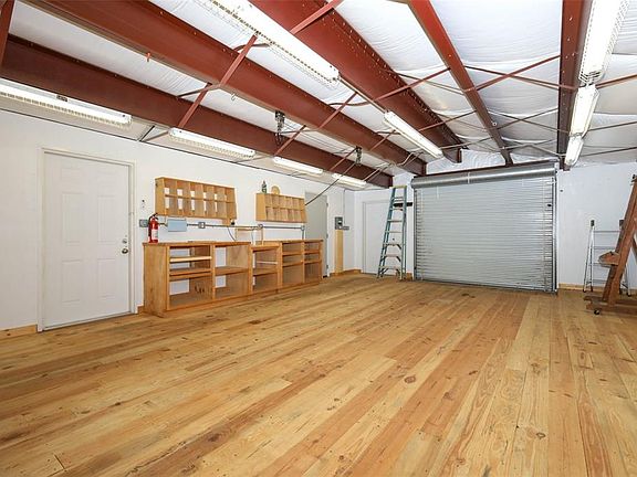 3rd image of 8852 EL PRADO AVENUE