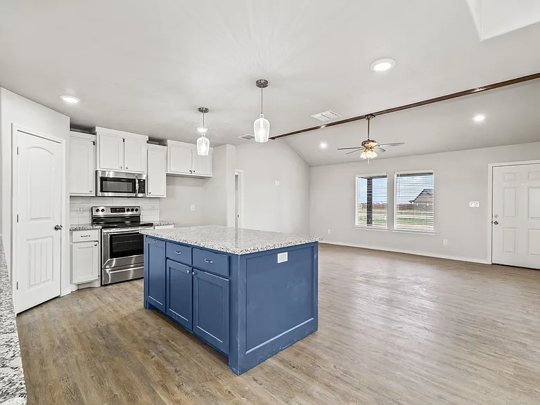 8807 N County Road 3200 — Photo 14