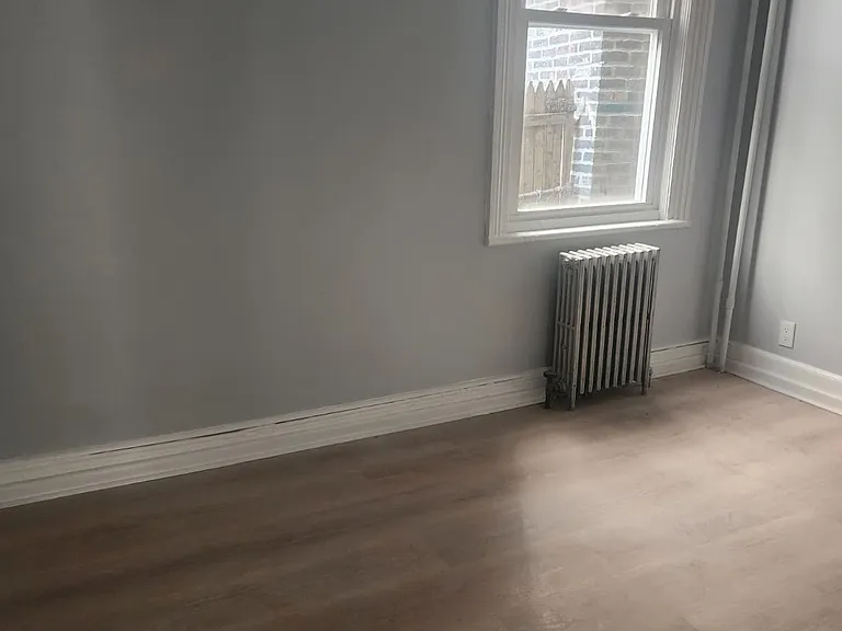 45 Linden St #1 — Photo 2