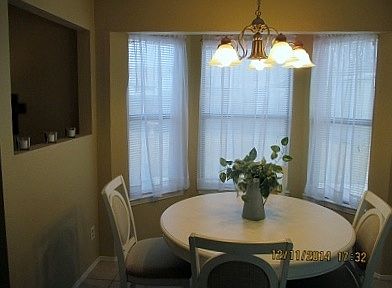 4th image of 1826 La Mesa Ln