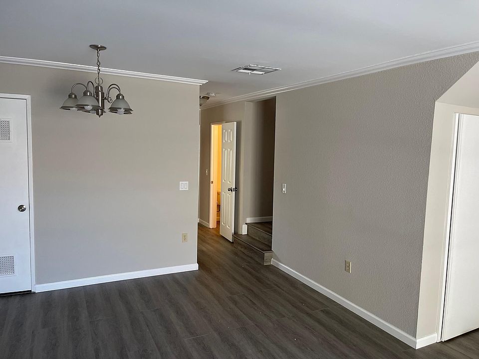 1st image of 426 Burchett St
