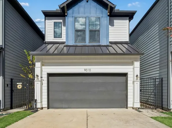 9010 Wellspring Dr, Houston, TX 77080
