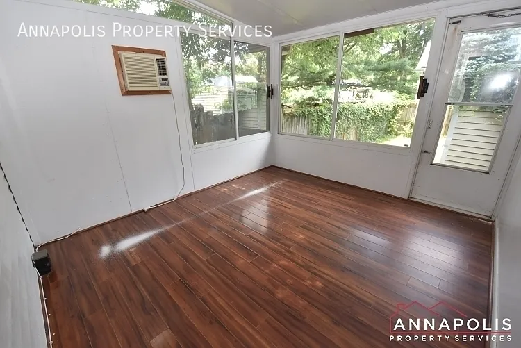 7660 Fairbanks Ct — Photo 9