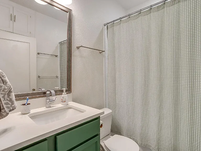 3103 Odessa Ave — Photo 14