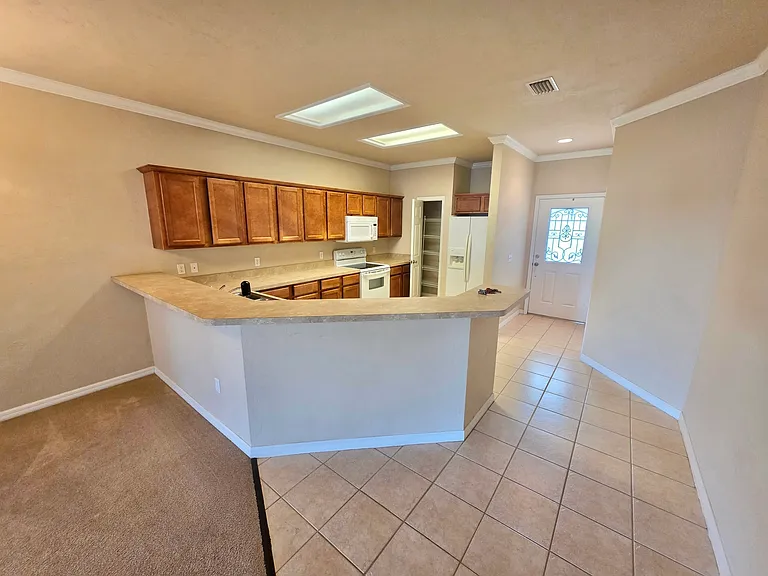 1522 NW 120th Way — Photo 3