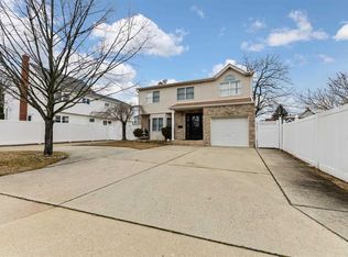 299 Concord Ave, East Meadow, NY