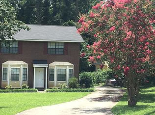 205 Meadowbrook Ct APT B, Fayetteville, GA 30215