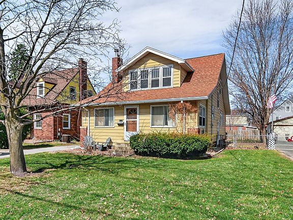 3rd image of 4221 Hickman Rd