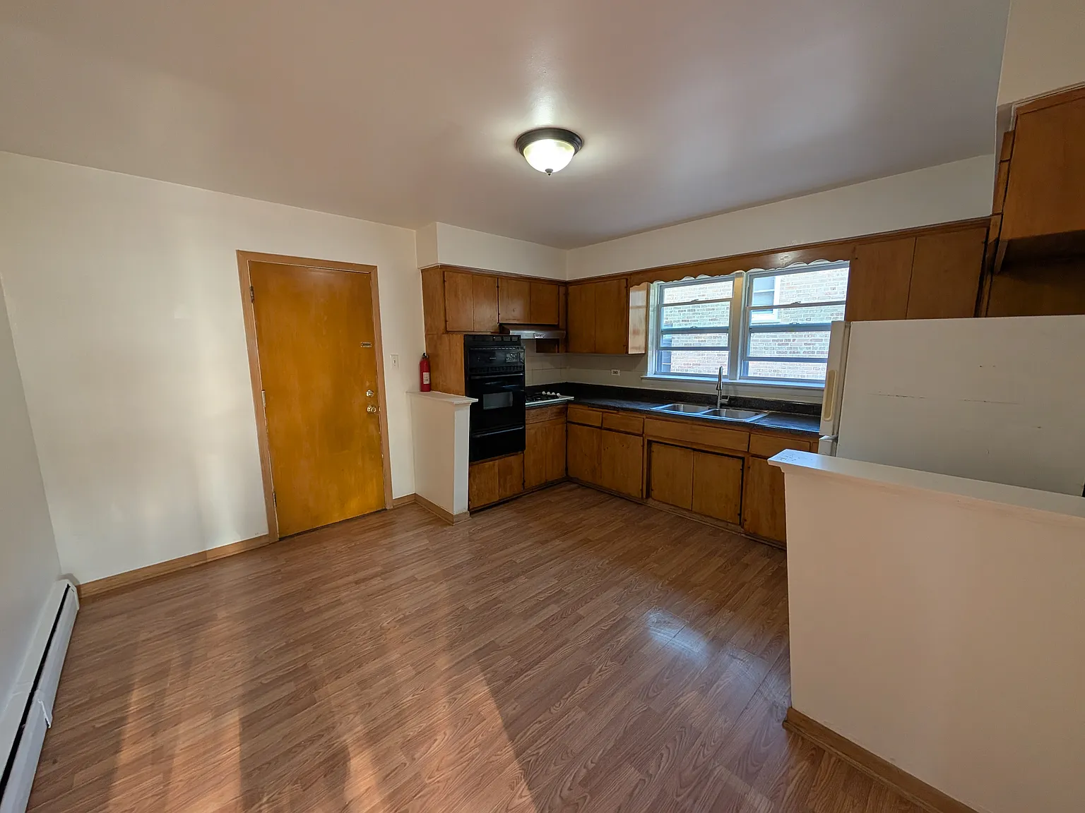 2 bed, $1,550 — Photo 2