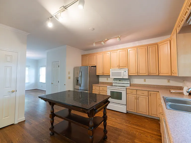 4916 Gold Crest Dr — Photo 13