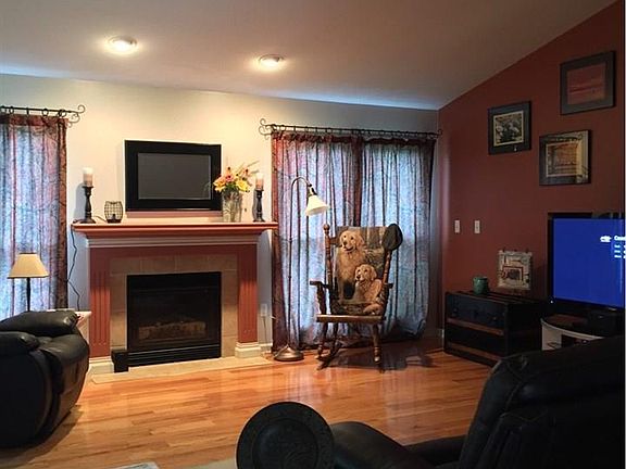 5th image of 3148 Wexford Cir