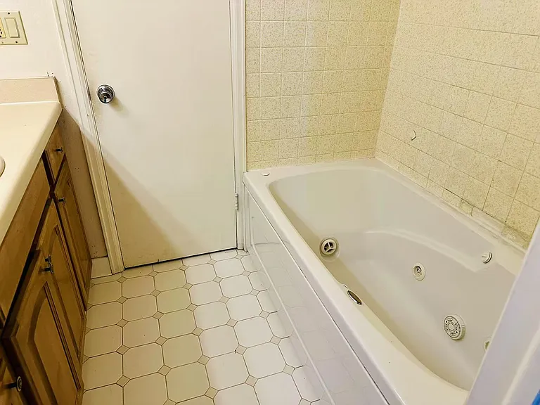 4625 N Enchanted Cir — Photo 14