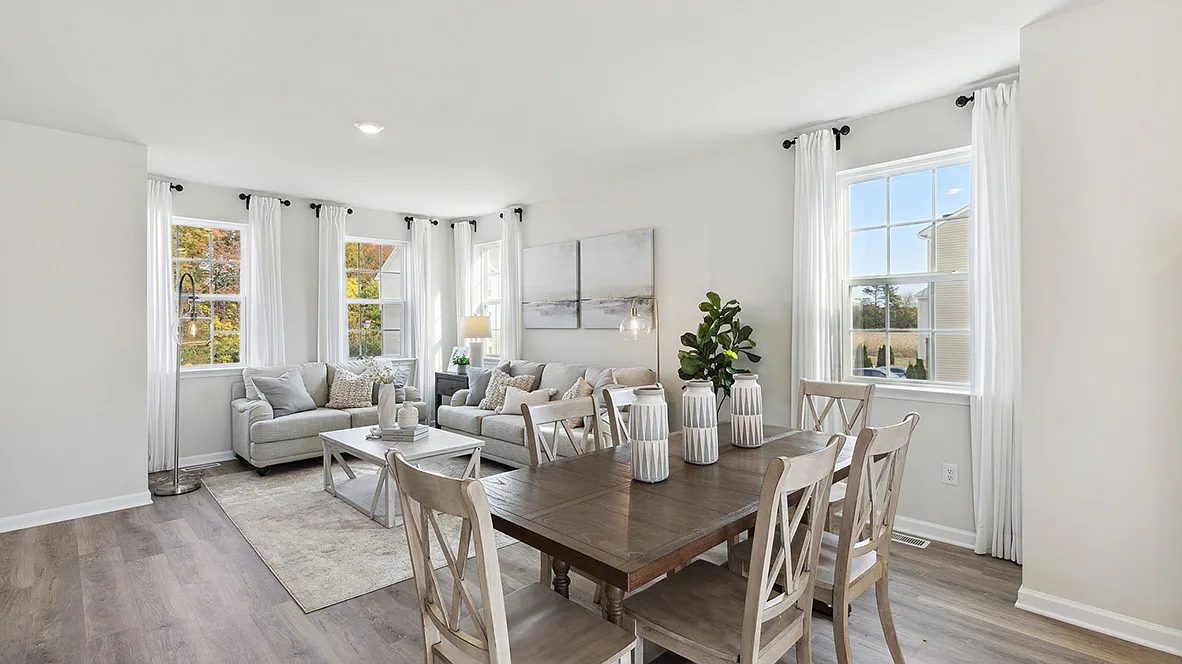 3 bed, 1969 sqft, $3,200 — Photo 4