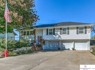 14506 R St, Omaha, NE 68137