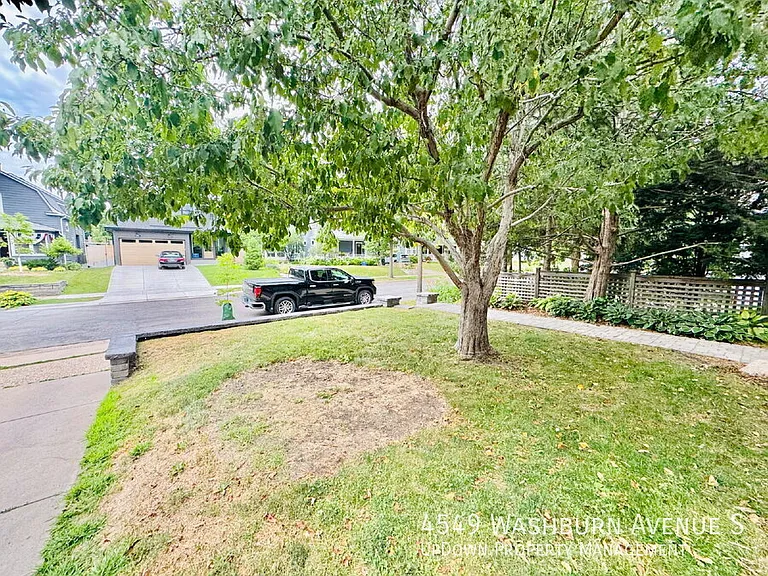 4549 Washburn Ave S — Photo 29