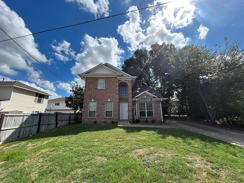 1618 Park Pl