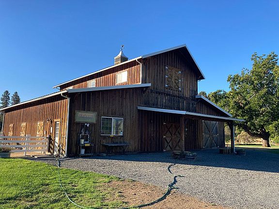 3000 sq. ft. Barn