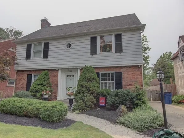 333 Brantwood Rd, Amherst, NY 14226