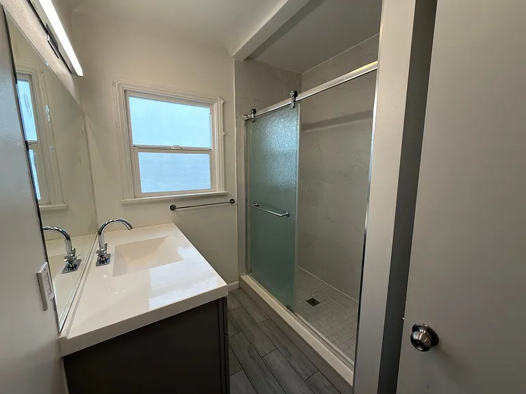 1110 Mira Mar Ave #A — Photo 19