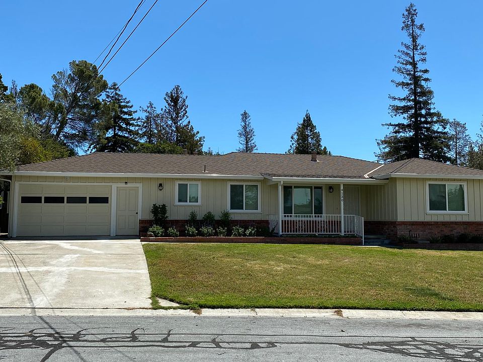 1st image of 4130 Golf Dr