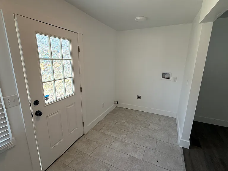 1117 Crossland Ave — Photo 25