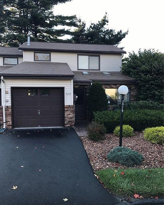 1st image of 529 Barberry Lane