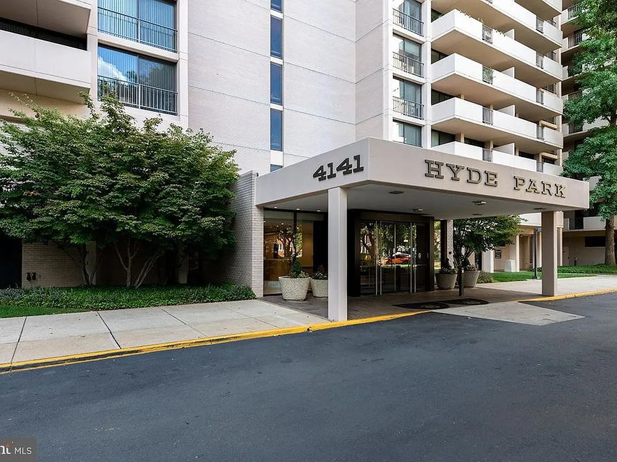 Building Photo - 4141 N Henderson Rd #315
