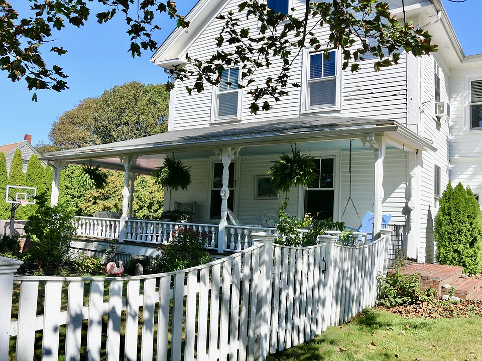 39 South St #1