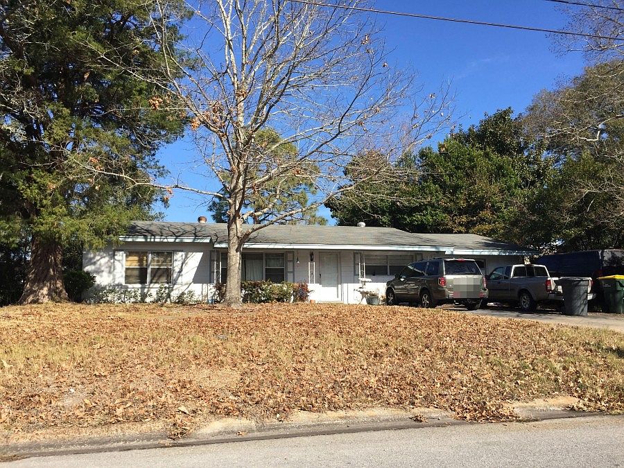 1st image of 317 Oakland Cir