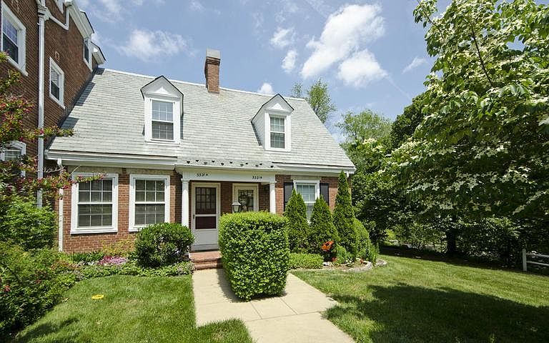 1st image of 3321 S Wakefield St #B