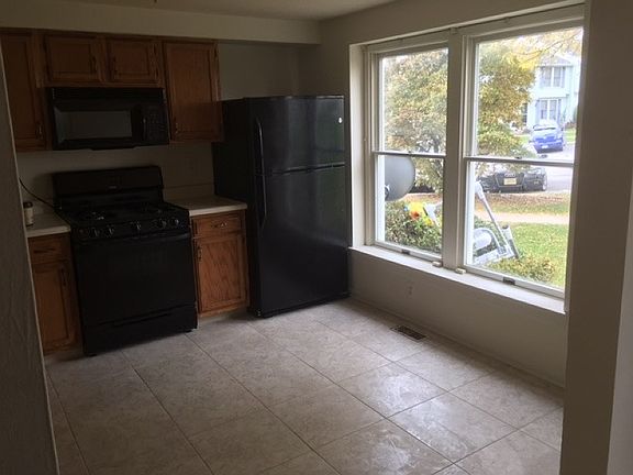 2nd image of 59 Liberty Ln #427