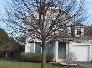40 W Providence Ln, Round Lake, IL 60073