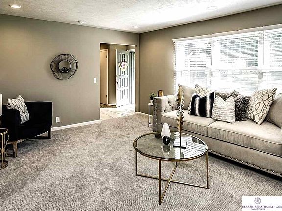 4th image of 742 Leawood Dr