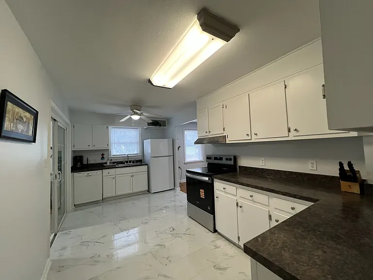 9645 Sherwood Pl — Photo 13