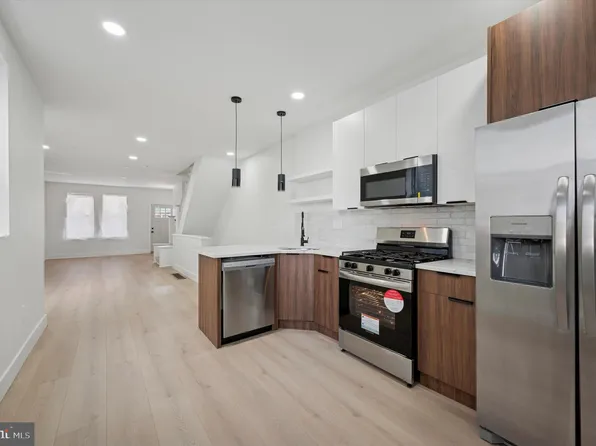 1636 N Edgewood St, Philadelphia, PA 19151