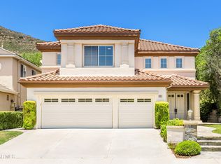 6321 Marquis Ct, Oak Park, CA 91377