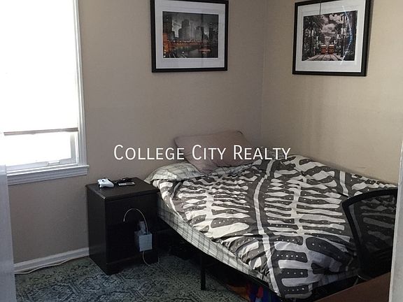 3rd image of 1715 3rd Ave