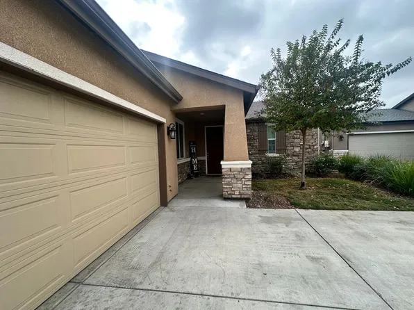3707 W Nellis Ave, Visalia, CA 93277