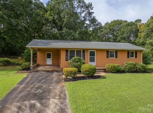 291 Ragtown Rd, Mooresboro, NC 28114