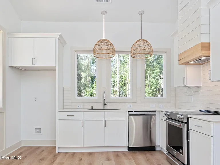 1106 Tree Canopy Way #A — Photo 8