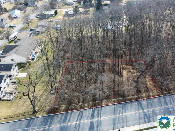 JOHN Drive, Allen Twp, PA 18067