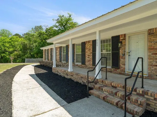 900 Larkwood Dr NE, Cullman, AL 35055