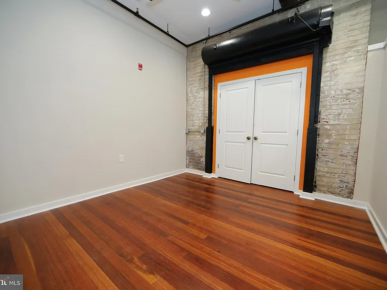3450 J St #113 — Photo 7