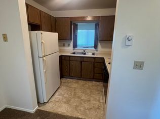 1111 12th St #8, Baraboo, WI 53913