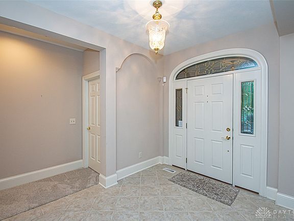 5th image of 1225 Club View Dr