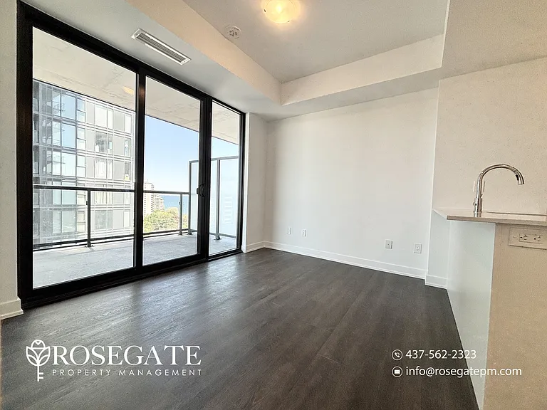 2069 Lakeshore Rd #903 — Photo 5